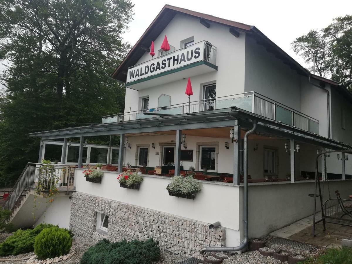 Waldgasthaus Hochburg-Ach Екстер'єр фото